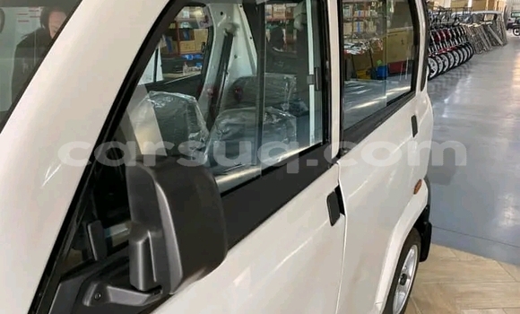 Acheter Neuf Voiture Bajaj Qute Blanc à Moussoro, Barh el Gazel Acheter Neuf Voiture Bajaj Qute Blanc à Moussoro, Barh el Gazel