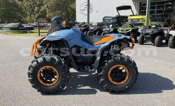 Acheter Neuf Moto Yamaha TMAX Noir à Goundi, Moyen-Chari Acheter Neuf Moto Yamaha TMAX Noir à Goundi, Moyen-Chari