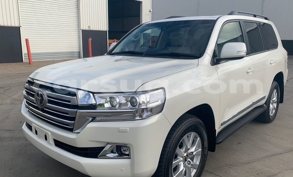 Acheter Occasion Voiture Toyota Land Cruiser Blanc à N'Djamena, Chari-Baguirmi