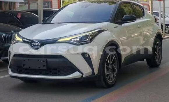 Acheter Occasion Voiture Toyota C-HR Blanc à N'Djamena, Chari-Baguirmi
