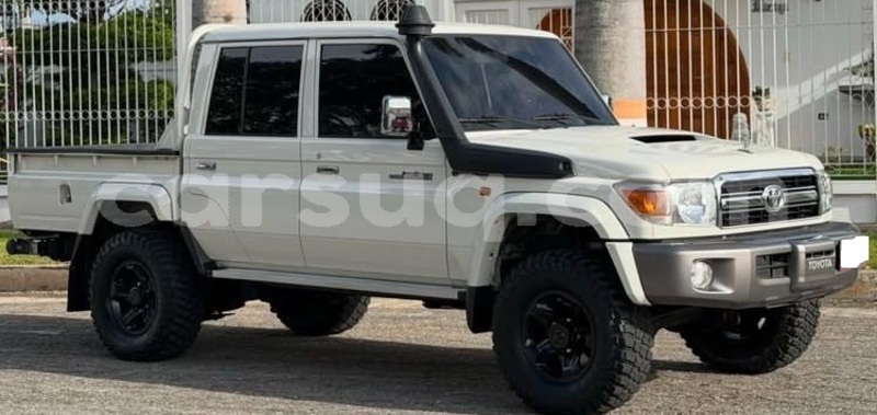 Big with watermark toyota land cruiser chari baguirmi n djamena 4375