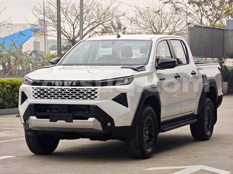 Big with watermark toyota hilux chari baguirmi n djamena 4377