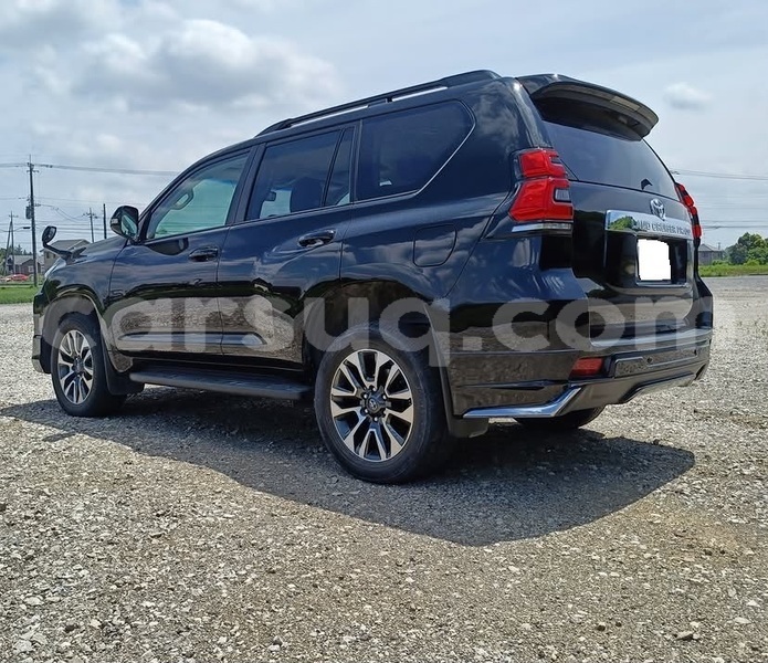 Big with watermark toyota land cruiser prado chari baguirmi n djamena 4378