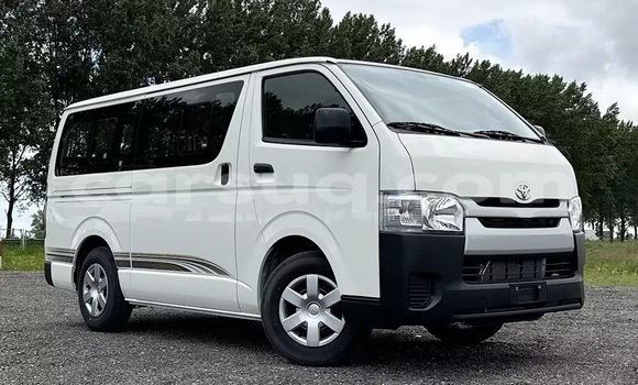 Acheter Occasion Voiture Toyota Hiace Blanc à Import - Dubai, Barh el Gazel