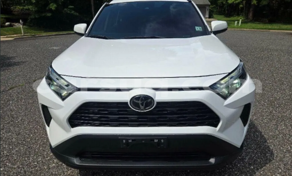 Acheter Occasion Voiture Toyota RAV4 Blanc à Bokoro, Chari-Baguirmi