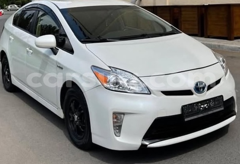 Big with watermark toyota prius chari baguirmi n djamena 4398