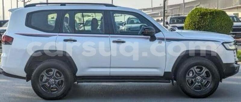 Big with watermark toyota land cruiser chari baguirmi n djamena 4400
