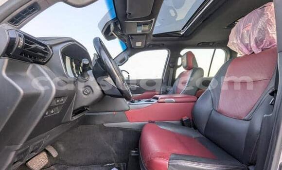 Buy Used Toyota Land Cruiser White Car in N'Djamena in Chari-Baguirmi Buy Used Toyota Land Cruiser White Car in N'Djamena in Chari-Baguirmi