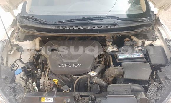 Acheter Occasion Voiture Hyundai Elantra Blanc à Am Timan, Salamat Region Acheter Occasion Voiture Hyundai Elantra Blanc à Am Timan, Salamat Region