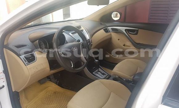 Acheter Occasion Voiture Hyundai Elantra Blanc à Am Timan, Salamat Region Acheter Occasion Voiture Hyundai Elantra Blanc à Am Timan, Salamat Region