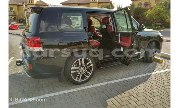 Buy Import Toyota Land Cruiser Black Car in Import - Dubai in Barh el Gazel Buy Import Toyota Land Cruiser Black Car in Import - Dubai in Barh el Gazel
