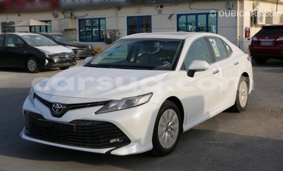 Acheter Import Voiture Toyota Camry Blanc à Import - Dubai, Barh el Gazel Acheter Import Voiture Toyota Camry Blanc à Import - Dubai, Barh el Gazel