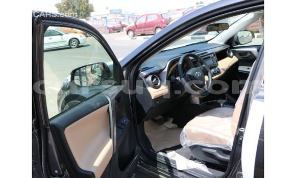Acheter Import Voiture Toyota RAV4 Autre à Import - Dubai, Barh el Gazel Acheter Import Voiture Toyota RAV4 Autre à Import - Dubai, Barh el Gazel