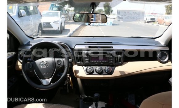 Acheter Import Voiture Toyota RAV4 Autre à Import - Dubai, Barh el Gazel Acheter Import Voiture Toyota RAV4 Autre à Import - Dubai, Barh el Gazel